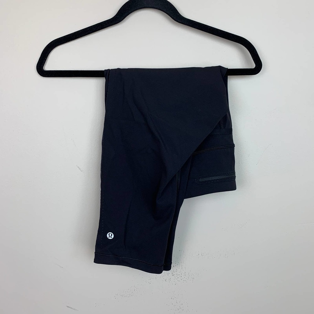 Lululemon Smooth Stride Black Cropped Leggings Size 10